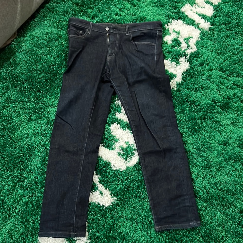 Uniqlo stretch skinny Jeans dark denim size 33 x 30